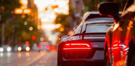 La distancia de seguridad es uno de los factores más importantes para frenar con seguridad.