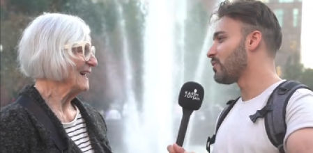 El creador de contenido Karim Jovian entrevista a la mujer