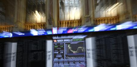 Una vista de la Bolsa en Madrid: la volatilidad y la incertidumbre se impondrán el 2024
