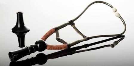 Estetoscopio binaural como los de Cammann. Nueva York.