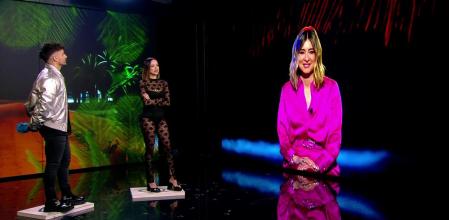 Sandra Barneda anunciando a Manu y Lucía que son pareja en 'GH Dúo 2'