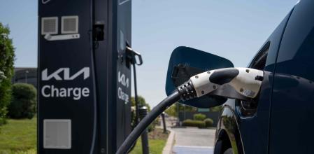 El consumo del Niro PHEV (híbrido enchufable) es de solo 0,9 litros en ciclo combinado WLTP&nbsp;