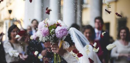 La impactante historia de infidelidad de una joven: “Mi madre se acostó con mi novio dos días antes de nuestra boda”