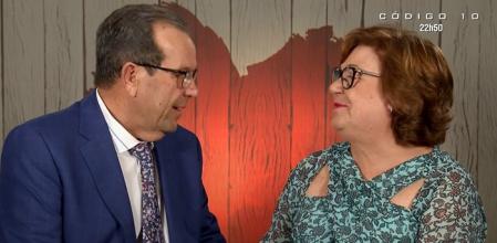 Isa Mari y Manuel durante la decisión final en 'First Dates'