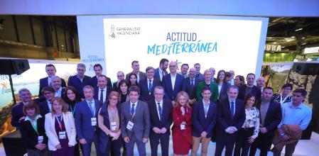 El primer día de Fitur ha congregado a decenas de representantes políticos en el estand de Fitur, entre ellos el presidente valenciano, Carlos Mazón