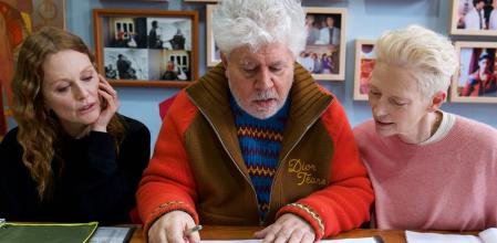 Julianne Moore, Pedro Almodóvar y Tilda Swinton