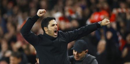 Mikel Arteta dirigiendo al Arsenal&nbsp;