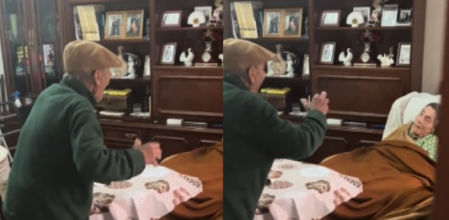 El abuelo baila ante la atenta mirada de su mujer