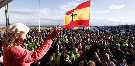 Lola Guzmán, la líder tras la Plataforma 6F, participa este sábado en Madrid en una concentración de transportistas organizada por la Plataforma Nacional por la Defensa del Transporte