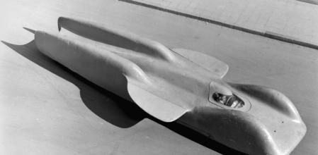 El Mercedes T 80 medía 8,24 metros de largo