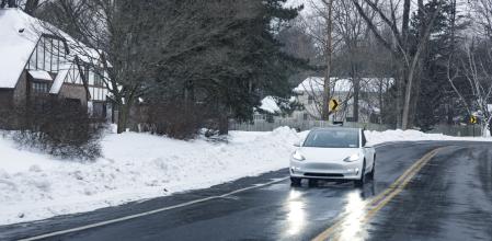 El frío merma considerablemente la autonomía de los vehículos eléctricos, pero algunos modelos lo resisten mejor que otros.