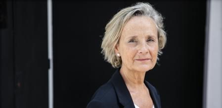 foto XAVIER CERVERA 30/06/2022 Marta Vall-llossera, presidenta del Consejo general de Colegios de Arquitectos de España (CSCAE) Marta Vall-llossera Ferran (Lérida, 1962) es una arquitecta española. Fue decana del Colegio Oficial de Arquitectos de las Islas Baleares (COAIB) del año 2015 al 2021, y desde el 25 de febrero de 2022 es presidenta del Consejo Superior de los Colegios de Arquitectos de España (CSCAE)