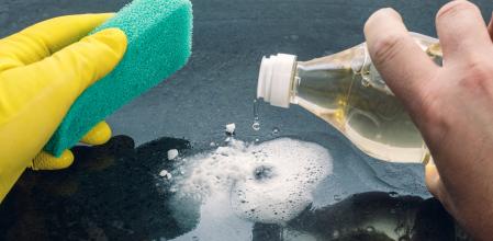 Vinagre para la limpieza del hogar.