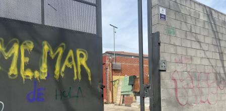 Acceso al interior del B-9 en Badalona&nbsp;&nbsp;