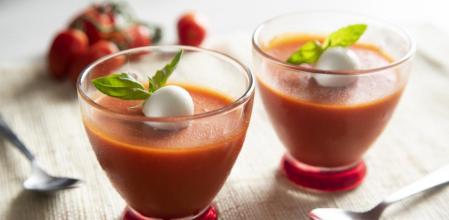 Cómo hacer flanes de tomate