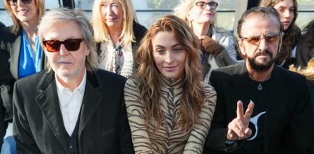 Paul McCartney y la hija de Michael Jackson en la Semana de la Moda de París