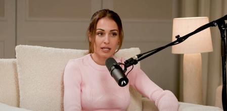 Hiba Abouk es la última invitada de Vicky Martín Berrocal en 'A Solas Con...'