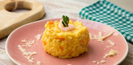 Risotto de camarones al curry, la receta más cremosa y sabrosa