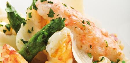 Cómo preparar este delicioso risotto de marisco con un punto cremoso