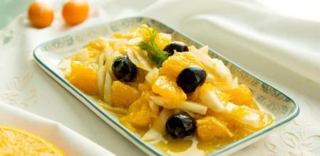 Ensalada de hinojo y naranja, una receta saludable para despedir el verano