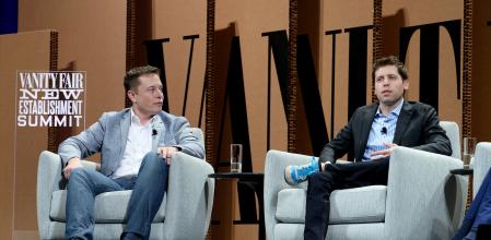 Elon Musk y Sam Altman juntos en un acto de Vanity Fair en octubre del 2015, cuando estaba a punto de fundarse OpenAI&nbsp;