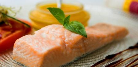 Prepara este jugoso salmón a la naranja en media hora