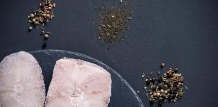 Merluza en su punto: recetas que realzan la delicadeza de este pescado blanco