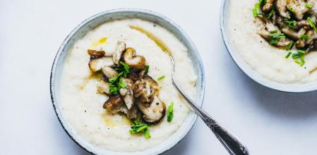 Prueba esta sabrosa receta de crema de apio rábano con setas