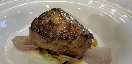 Recetón: solomillo de ternera marinado con compota de manzana