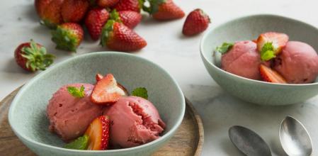 La receta de sorbete de fresas más refrescante para combatir el calor