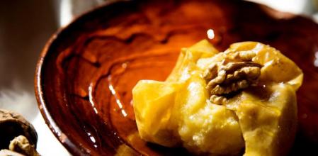 Manzanas al horno, un postre delicioso para ocasiones especiales