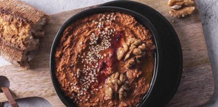 La receta más sabrosa de hummus de pimientos rojos