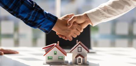 ¿Debe la pareja contribuir en el alquiler si solo uno tiene la hipoteca?