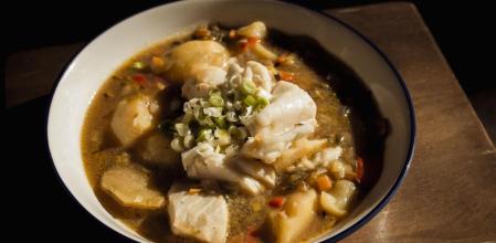 Cuatro recetas con fogonero noruego, el sabroso pariente del bacalao que compran los que más saben de pescado