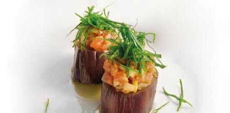 Tartar de atún y berenjena confitada, una receta para triunfar