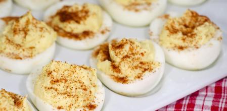 La receta tradicional de huevos rellenos