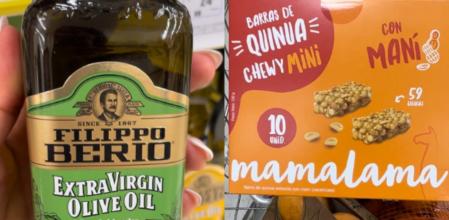 Andrea muestra aquellos productos que no pueden faltar en casa.