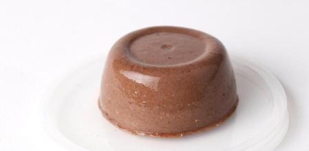 Cómo hacer flan de chocolate en el microondas