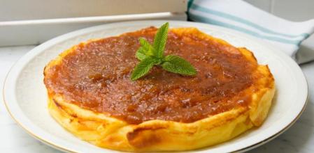 La receta más irresistible de tarta de queso manchego con membrillo