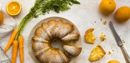 La receta del bizcocho más esponjoso de zanahoria y naranja