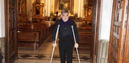 Así fue el tenso funeral de la madre de Joaquín Torres: el arquitecto se derrumba en el altar y el hermano díscolo no acude