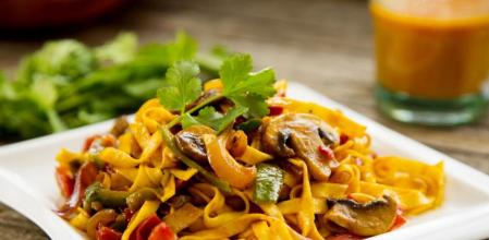 Cómo hacer tagliatelle con pisto