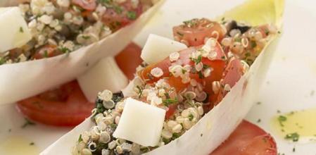 Endibias rellenas de ‘quinua’, un superalimento con mucha fibra