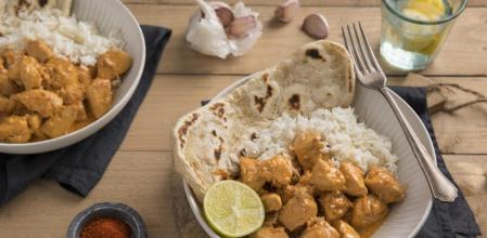 Aprende a preparar esta deliciosa receta de pollo con salsa de yogur