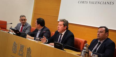 Los portavoces de PP y Vox este jueves en rueda de prensa.