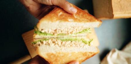 El sándwich vegano de garbanzos al estilo 'buffalo' más sabroso