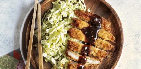 Tonkatsu, la receta japonesa de cerdo empanado más crujiente