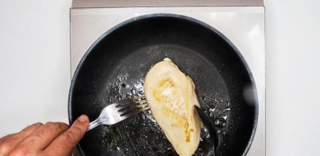 Cómo conseguir una pechuga de pollo jugosa