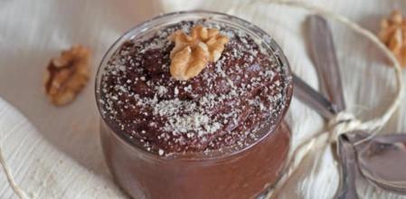 Cómo preparar esta deliciosa mousse de aguacate al chocolate