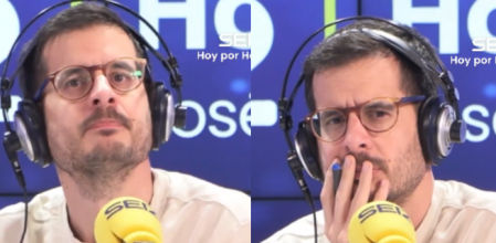 José Luis Sastre escucha atentamente a la oyente